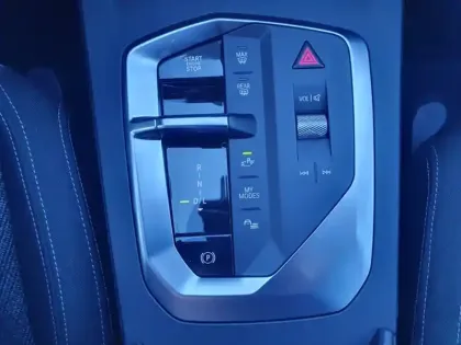 Photo 10 BMW Serie 1 116 DKG7 M Sport Design