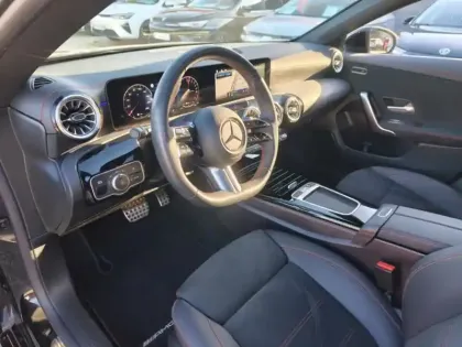 Photo 17 Mercedes CLA  250 e Hybrid EQ Shooting B