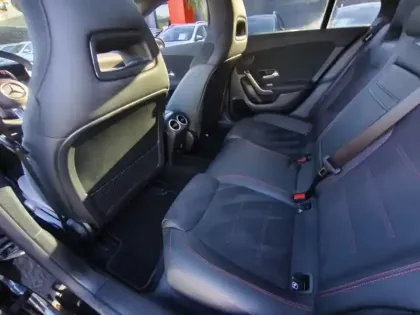 Photo 15 Mercedes CLA  250 e Hybrid EQ Shooting B