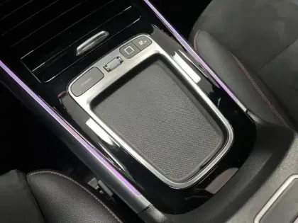 Photo 6 Mercedes GLA 250 e Hybrid EQ AMG Line