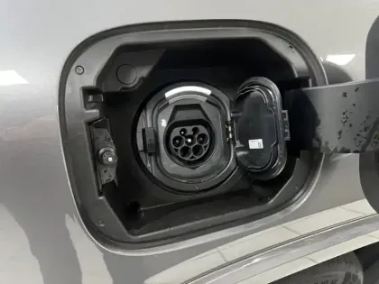 Photo 5 Mercedes GLA 250 e Hybrid EQ AMG Line