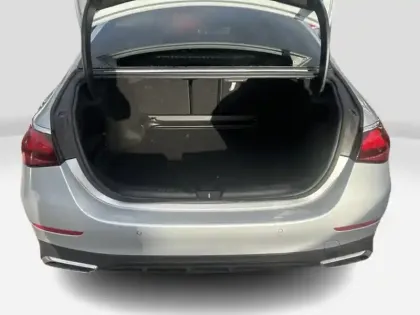 Photo 9 Mercedes Classe E  220 d AMG Line Berlin