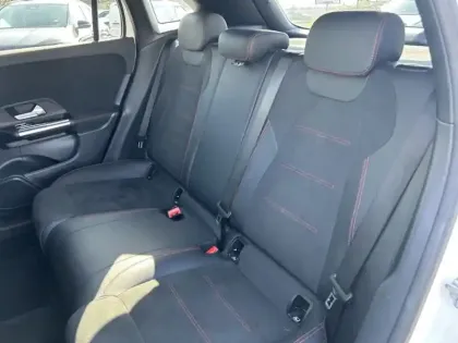 Photo 12 Mercedes GLA 250 e AMG Line