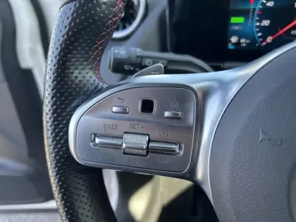 Photo 16 Mercedes GLA 250 e AMG Line