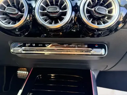 Photo 9 Mercedes EQA 250+ AMG Line