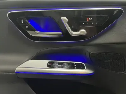 Photo 18 Mercedes Classe GLC GLC 220 d 4MATIC AMG Line