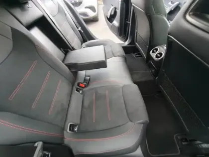 Photo 22 Mercedes Classe A Gén. IV (W177) Ph2 AMG Line 5