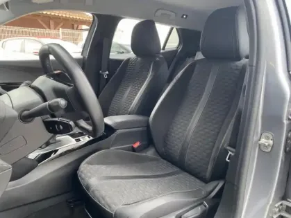 Photo 11 Peugeot 2008 II BLUEHDI 110 S&S ROADTRIP