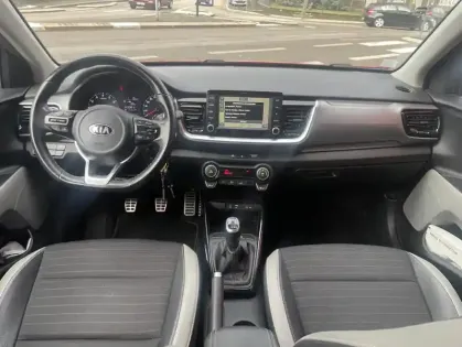 Photo 13 Kia Stonic DESIGN TGDI 120 MT6