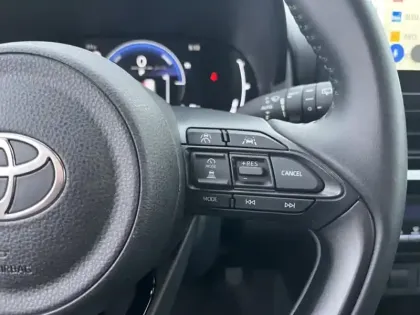 Photo 14 Toyota Yaris Hybride 1.5 HYBRID 116H DESIGN AUTO 2WD