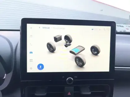 Photo 19 Toyota Yaris Hybride 1.5 HYBRID 116H DESIGN AUTO 2WD