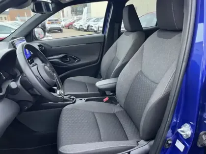 Photo 11 Toyota Yaris Hybride 1.5 HYBRID 116H DESIGN AUTO 2WD