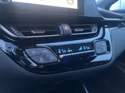 Photo 16 Toyota C-HR 1.8 Hybride 122 Edition