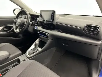 Photo 19 Toyota Yaris 116h Design