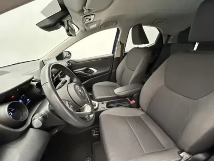 Photo 17 Toyota Yaris 116h Design