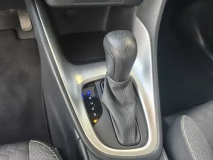 Photo 15 Toyota Yaris Hybride 116h Design