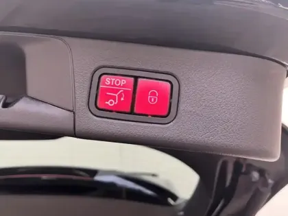 Photo 16 Mercedes Classe B 200 d AMG Line Edition