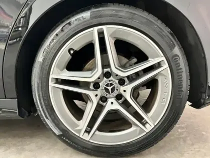 Photo 8 Mercedes Classe B 200 d AMG Line Edition