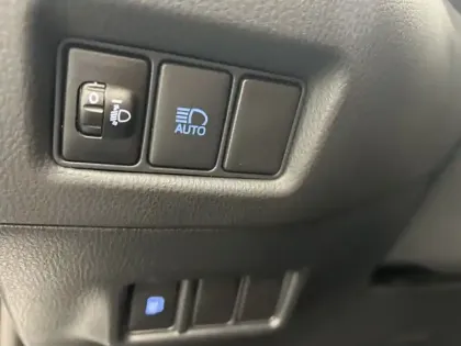 Photo 14 Toyota C-HR 1.8 Hybride 122 Design