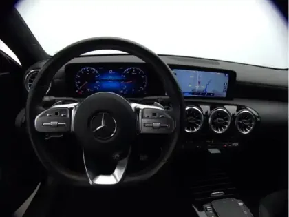 Photo 11 Mercedes Classe A 200 AMG Line