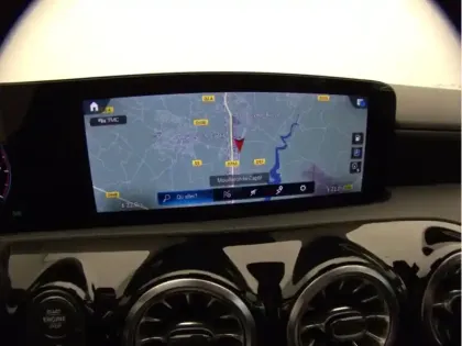 Photo 18 Mercedes Classe A 200 AMG Line