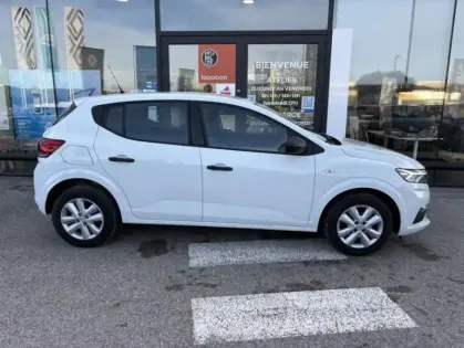 Photo Dacia Sandero Essentiel Sce 65