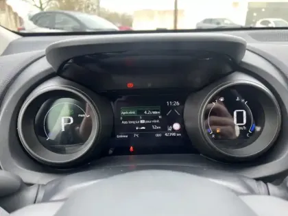 Photo 14 Toyota Yaris Hybride 116h Design