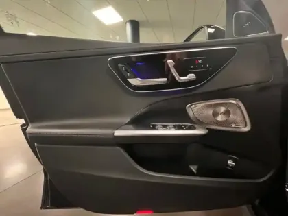 Photo 16 Mercedes Classe C 220 d AMG Line