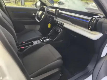 Photo 8 Citroën C3 Gén. IV Ph1 YOU 5