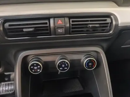 Photo 6 Citroën C3 Gén. IV Ph1 YOU 5