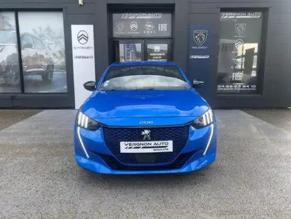 Photo 38 Peugeot 208 II Electrique GT