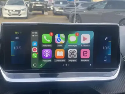 Photo 11 Peugeot 208 II Electrique GT