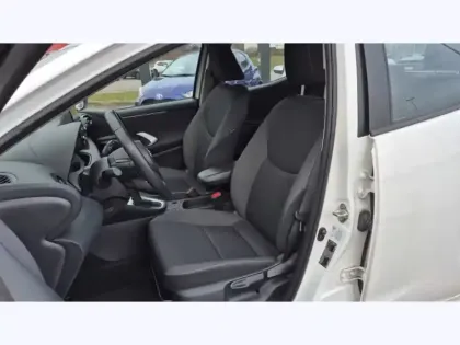 Photo 11 Toyota Yaris Hybride 116h Dynamic