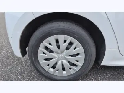 Photo 8 Toyota Yaris Hybride 116h Dynamic