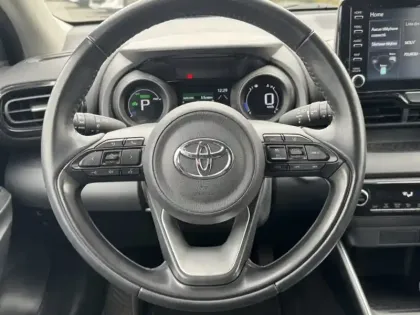 Photo 14 Toyota Yaris Hybride 116h Design / Pack Confort