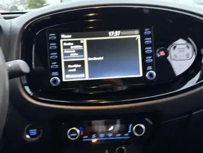 Photo 12 Toyota Aygo 1.0 VVT-i 72 Design - S-CVT