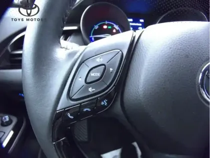 Photo 8 Toyota C-HR 2.0 Hybride 184 Design Ultimate c