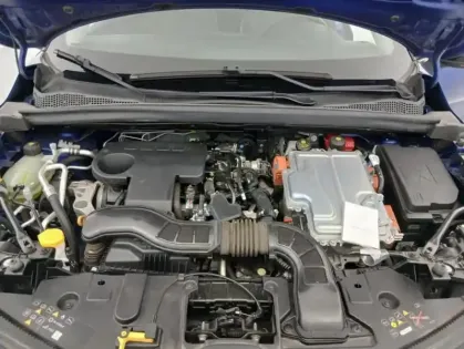 Photo 11 Renault Captur E-Tech 145 - 21 Intens