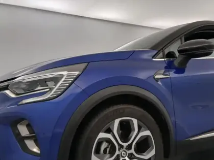 Photo 10 Renault Captur E-Tech 145 - 21 Intens