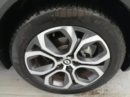 Photo 9 Renault Captur E-Tech 145 - 21 Intens