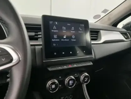 Photo 13 Renault Captur E-Tech 145 - 21 Intens