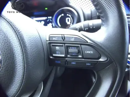 Photo 11 Toyota Yaris 70 VVT-i Design PACK+