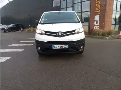 Photo 37 Toyota Proace Gén. II Ph1 Business 1
