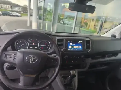 Photo 22 Toyota Proace Gén. II Ph1 Business 1