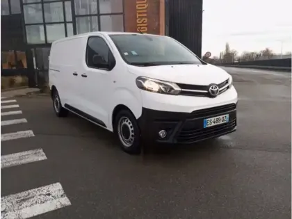 Photo 38 Toyota Proace Gén. II Ph1 Business 1