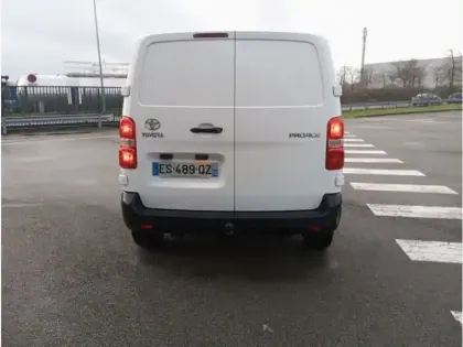 Photo 13 Toyota Proace MEDIUM 120 D-4D BUSINESS 2.0 122 ch bm 6 vitesses