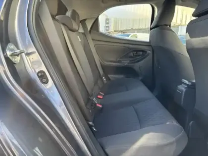 Photo 9 Toyota Yaris Hybride 116h Dynamic MY22