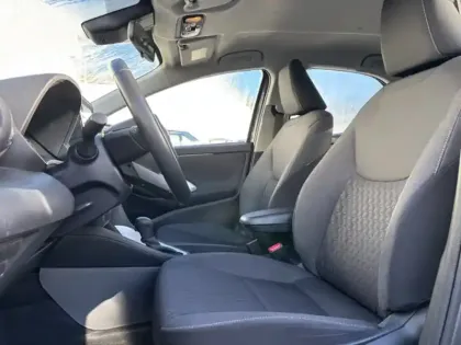 Photo 11 Toyota Yaris Hybride 116h Dynamic MY22