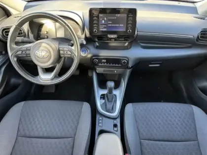 Photo 13 Toyota Yaris Hybride 116h Dynamic MY22