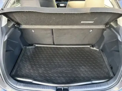 Photo 12 Toyota Yaris Hybride 116h Dynamic MY22